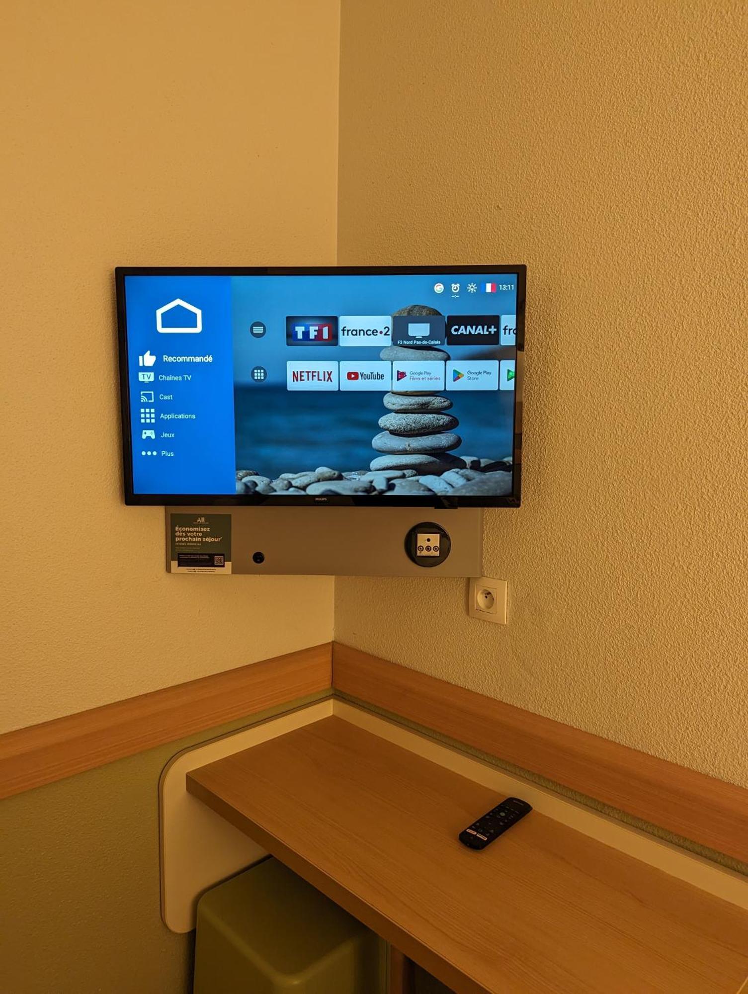 Ibis Budget Saint-Omer Centre Kültér fotó