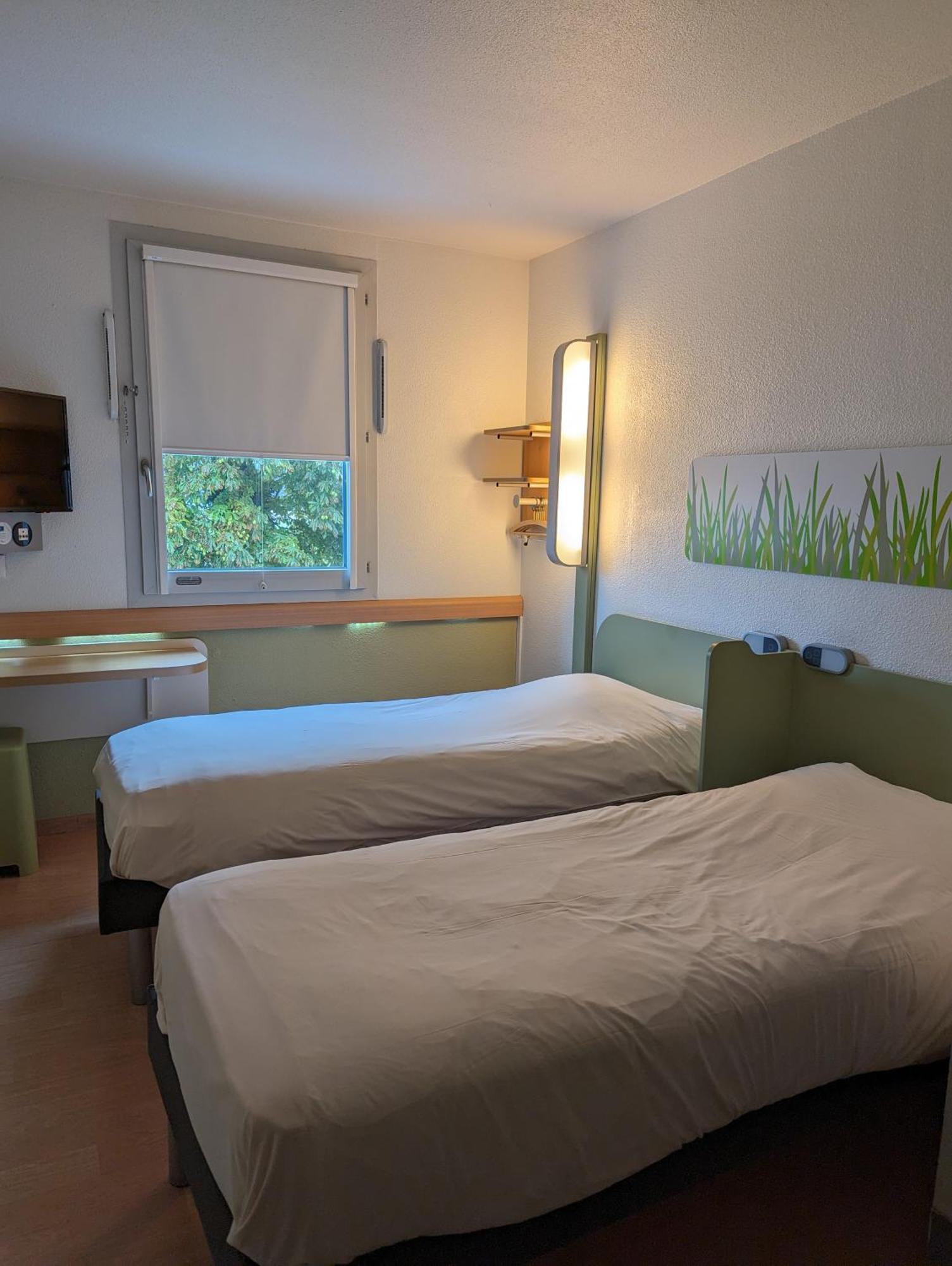 Ibis Budget Saint-Omer Centre Kültér fotó