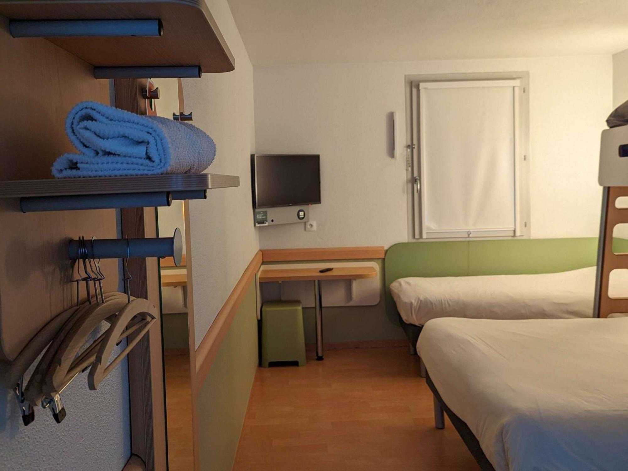 Ibis Budget Saint-Omer Centre Kültér fotó